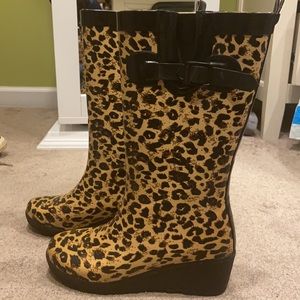 Rain boots cheetah print